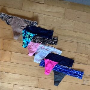 Victoria’s Secret Pink set of 6 thongs NWT
